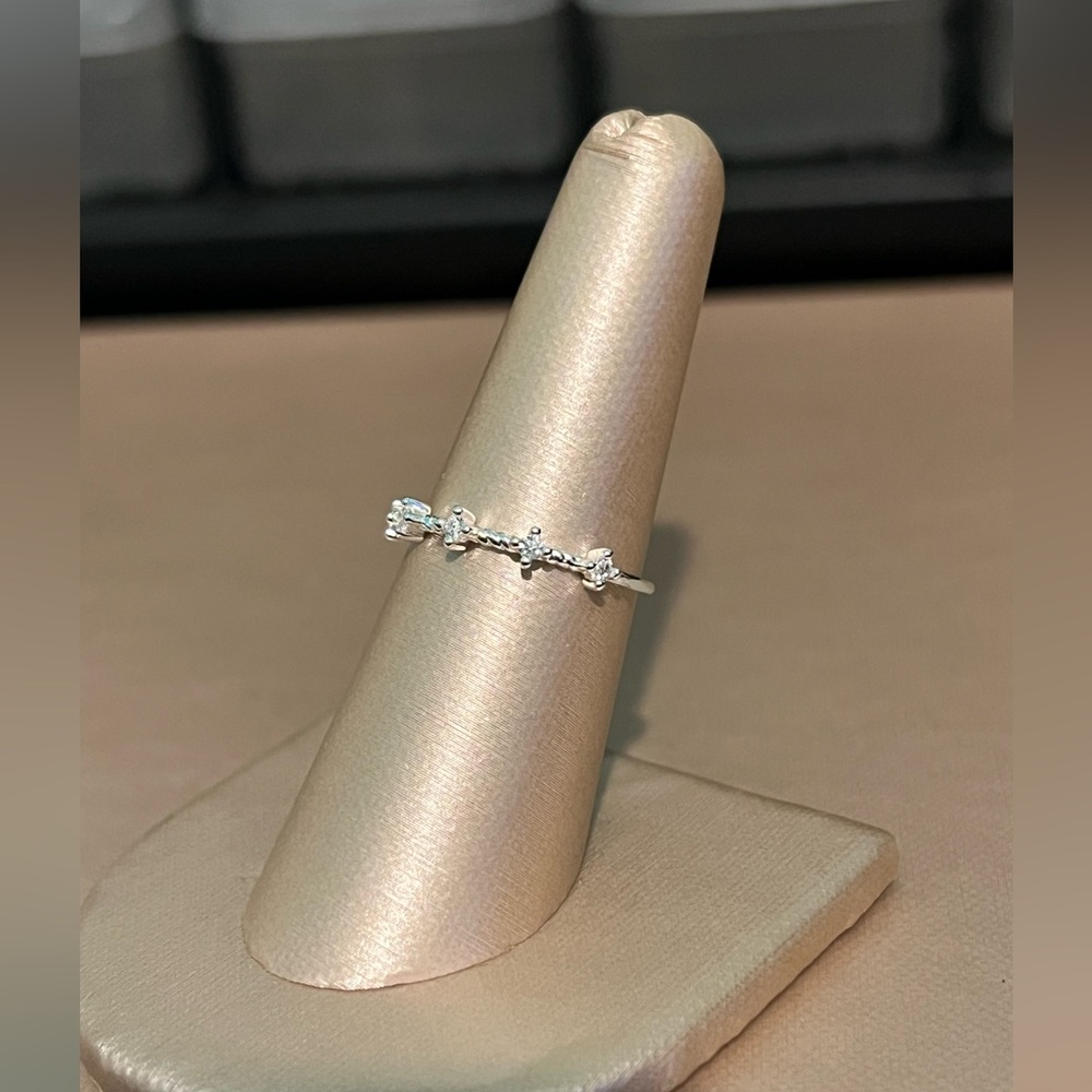 Silver sparkling ring